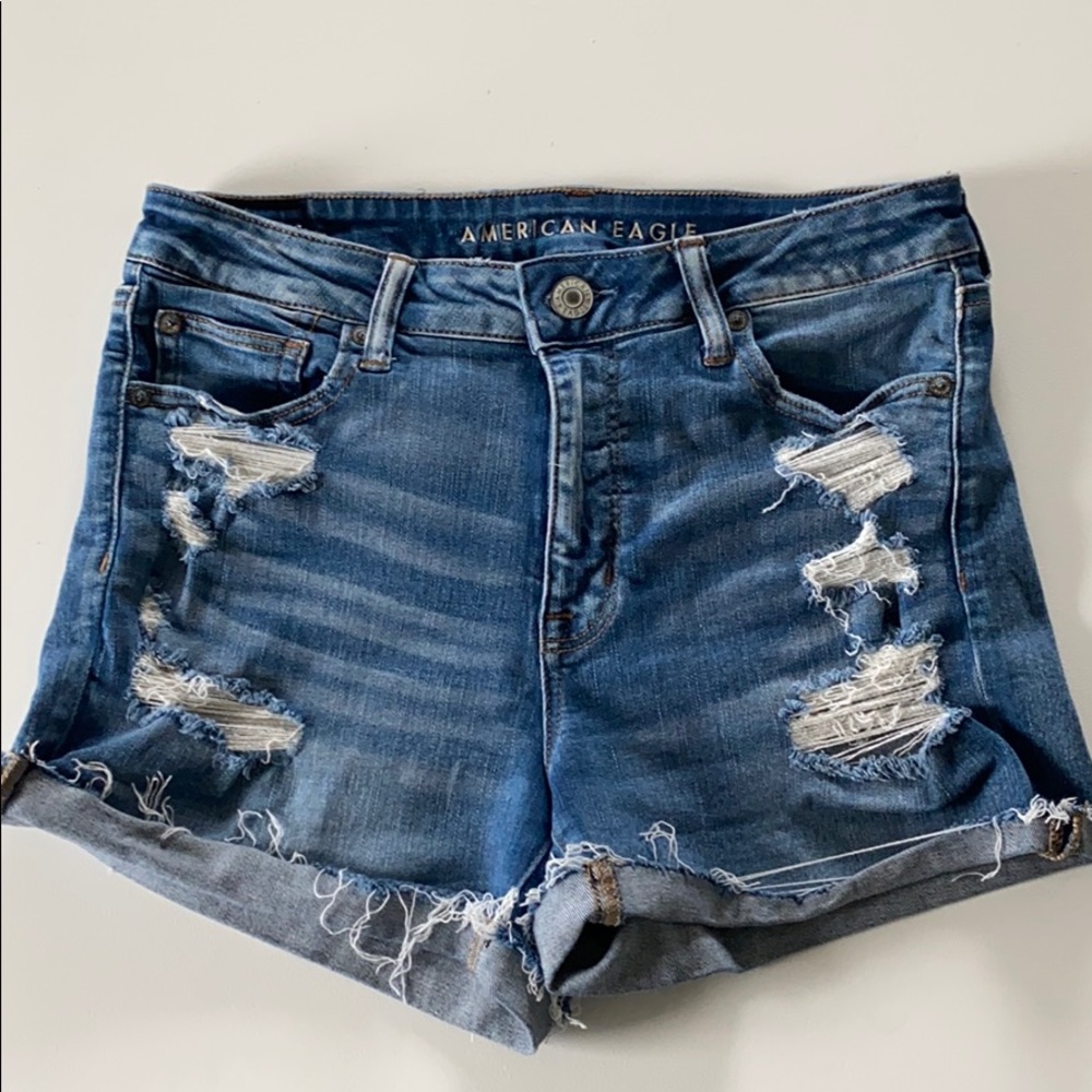 American Eagle distressed shorts